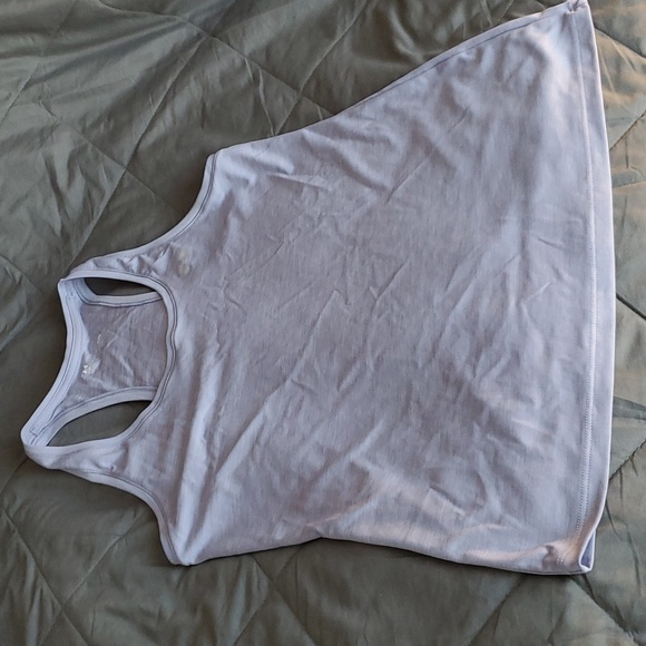 3 pack under Armour tanks - Picture 3 of 4